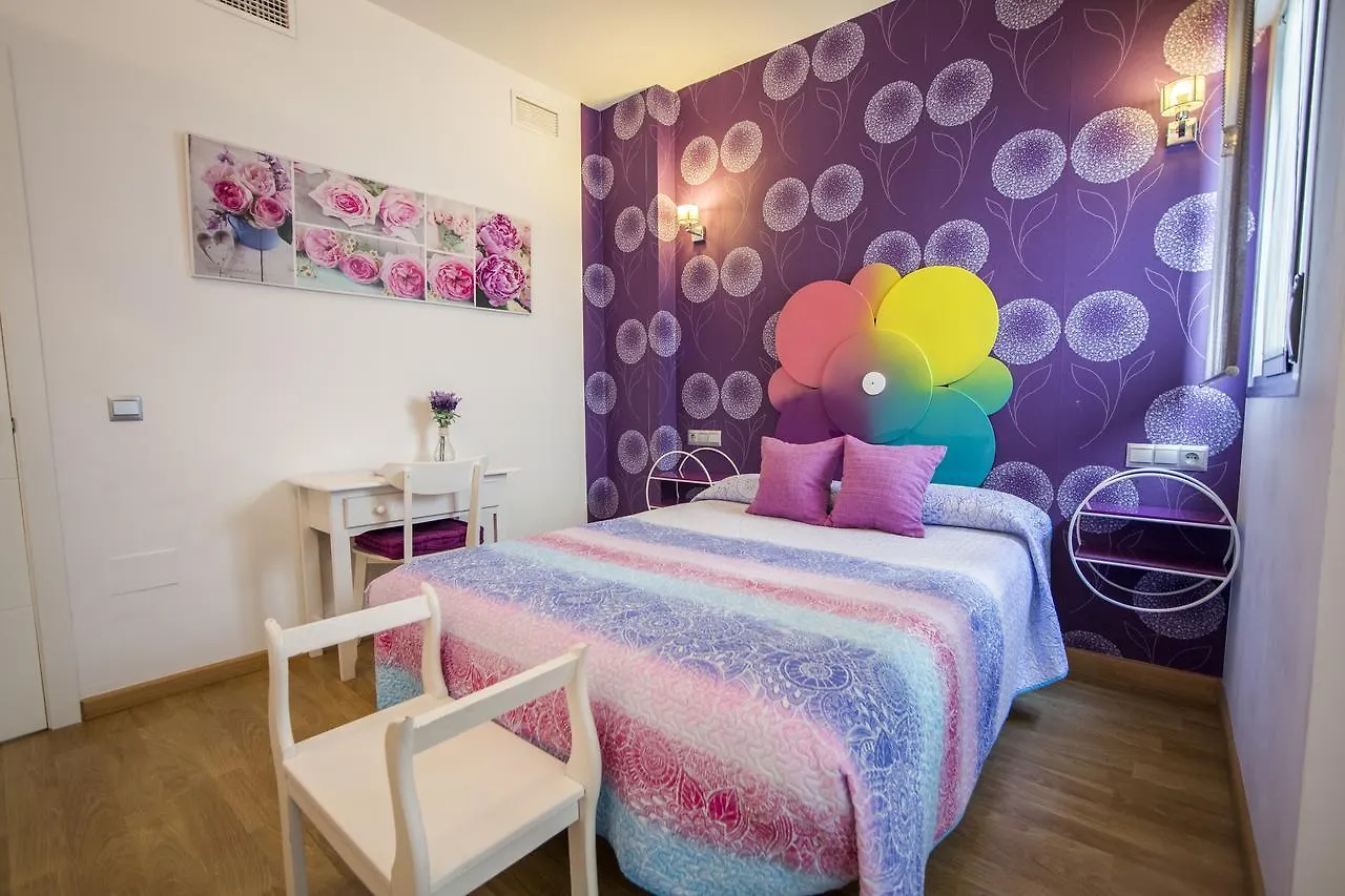Apartamentos Momas La Casa De Mama Malaga Spain